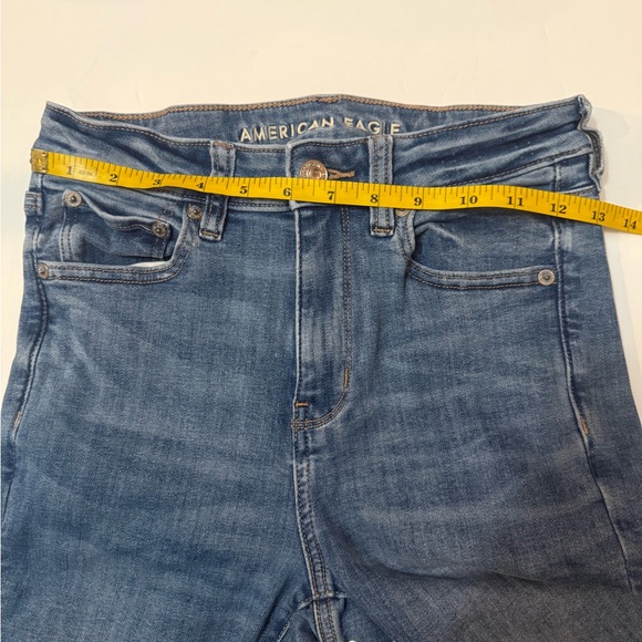 American Eagle Jeans Medium Wash Stretch Denim Casual Flare Fit Size 4 - Picture 8 of 11